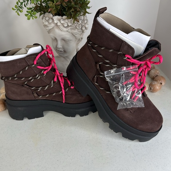 UGG Brisbane Lace Up Suede Platform Boots Size 9 Burnt Cedar NWOB - Picture 13 of 13